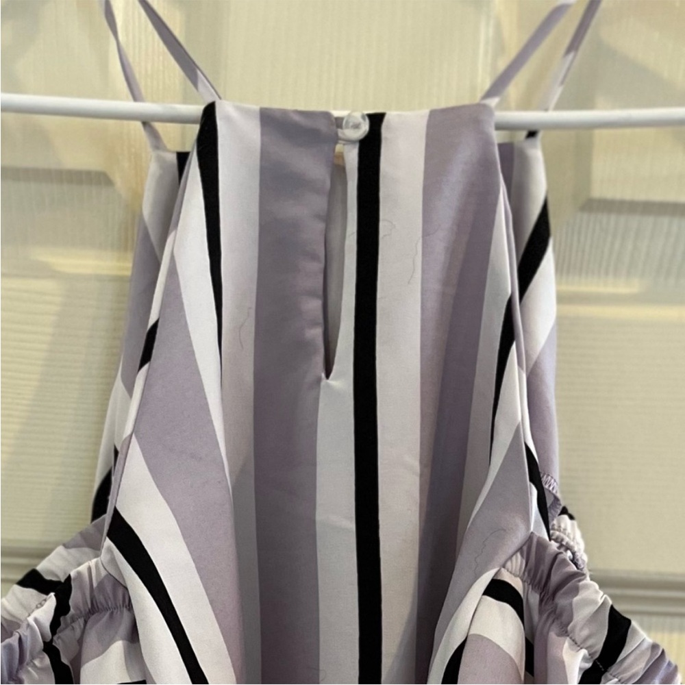 CHARLOTTE RUSSE top - Picture 7 of 8